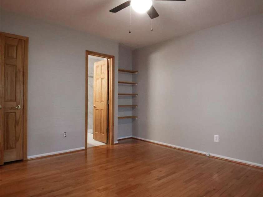 5516 Brookwood Lane, Hickory, NC 28602.  MLS# CAR4408343, YatesRealty ID 40684. 