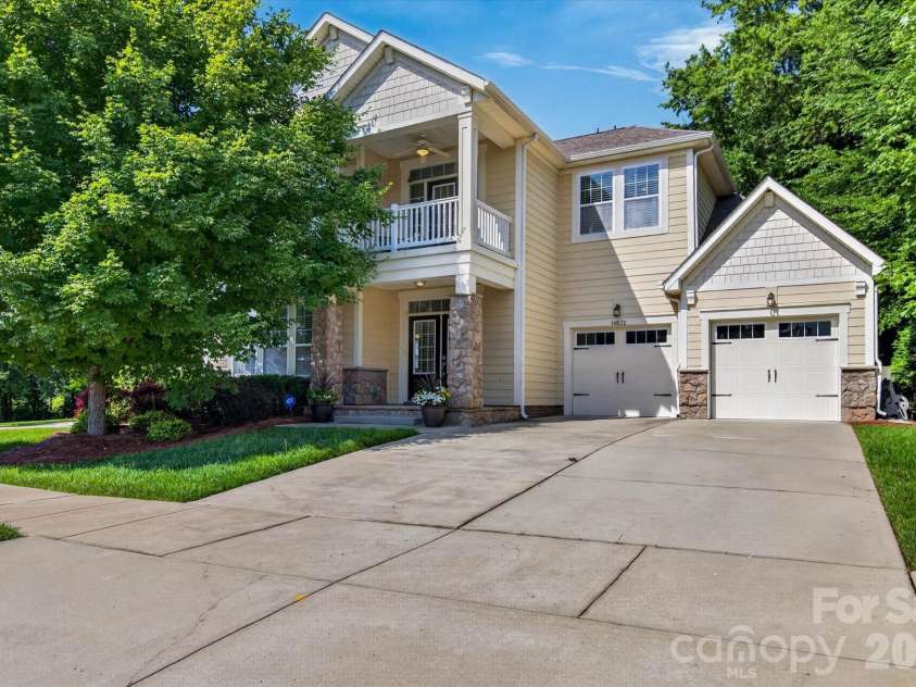 14832 Long Iron Drive, Huntersville, NC 28078.  MLS# CAR4388214, YatesRealty ID 4069. 