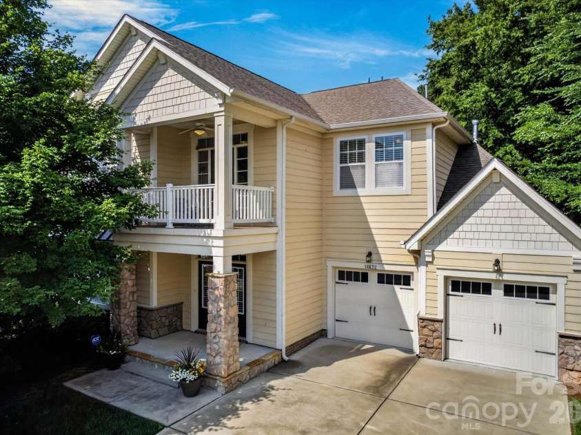 14832 Long Iron Drive, Huntersville, NC 28078.  MLS# CAR4388214, YatesRealty ID 4069. 