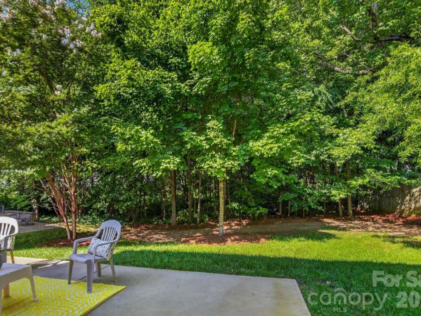 14832 Long Iron Drive, Huntersville, NC 28078.  MLS# CAR4388214, YatesRealty ID 4069. 