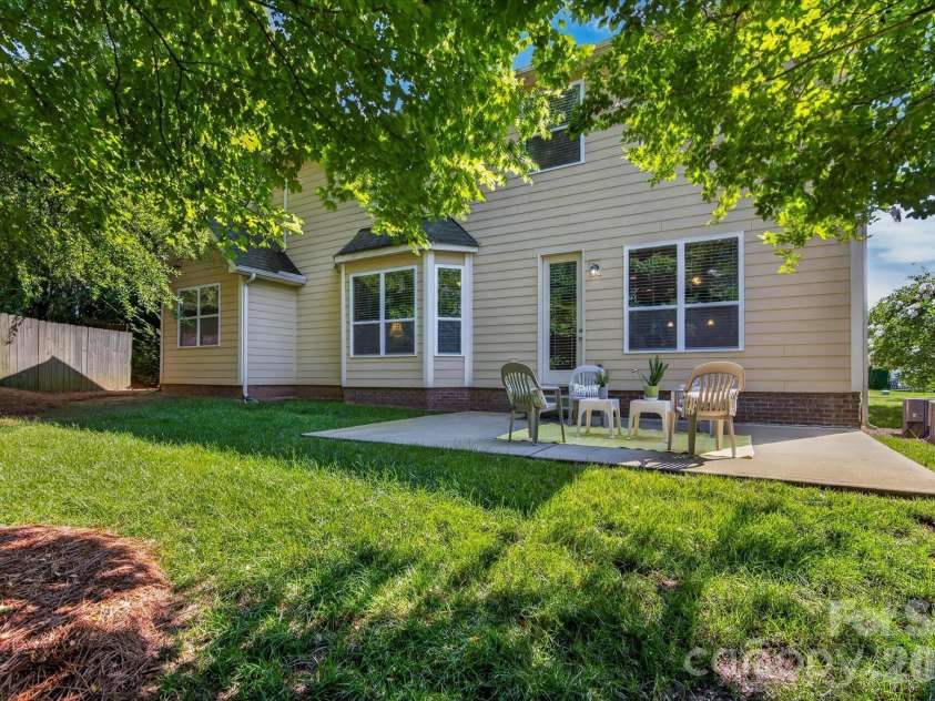14832 Long Iron Drive, Huntersville, NC 28078.  MLS# CAR4388214, YatesRealty ID 4069. 