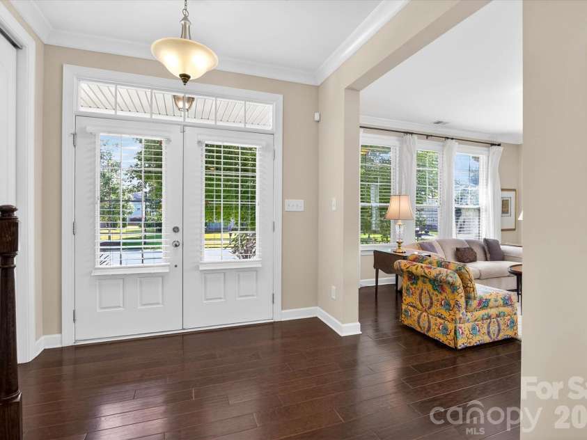 14832 Long Iron Drive, Huntersville, NC 28078.  MLS# CAR4388214, YatesRealty ID 4069. Foyer