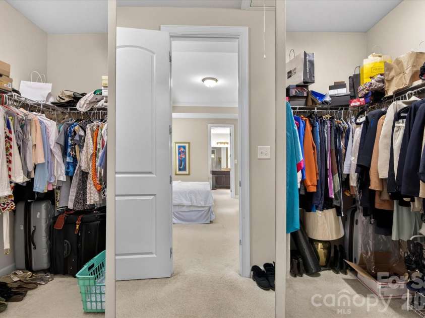 14832 Long Iron Drive, Huntersville, NC 28078.  MLS# CAR4388214, YatesRealty ID 4069. Two Sided Primary Closet