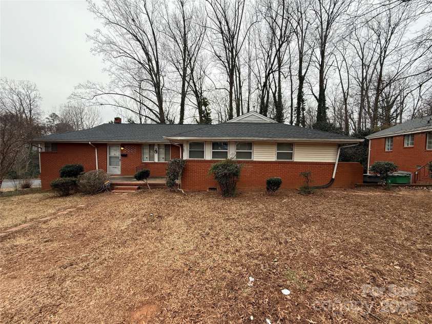 3103 Minnesota Road, Charlotte, NC 28208.  MLS# CAR4216788, YatesRealty ID 4069. 
