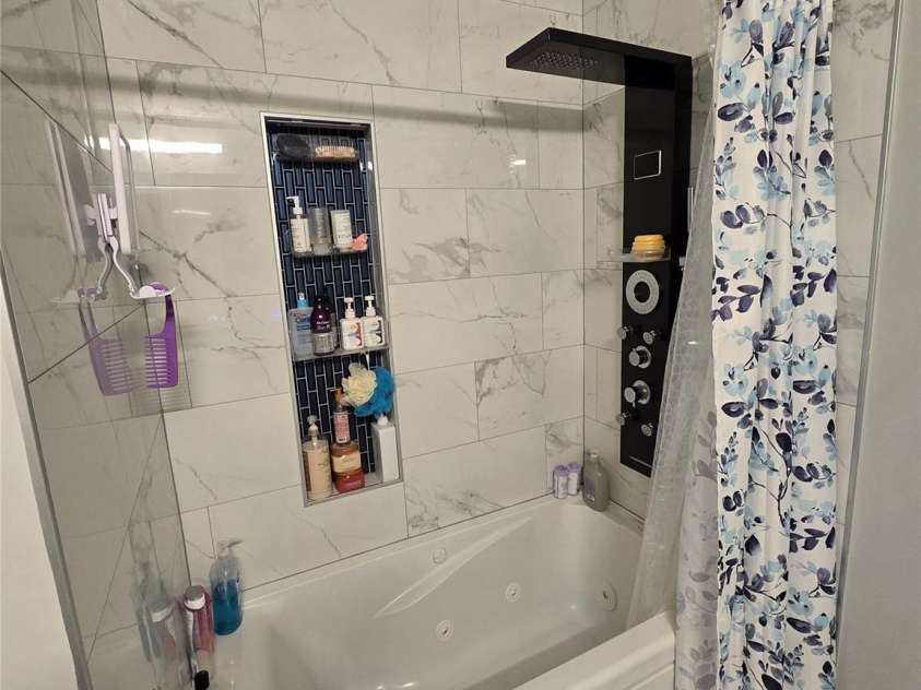 5202 Robin Lane, Randleman, NC 27317.  MLS# CAR4333825, YatesRealty ID 4069. 