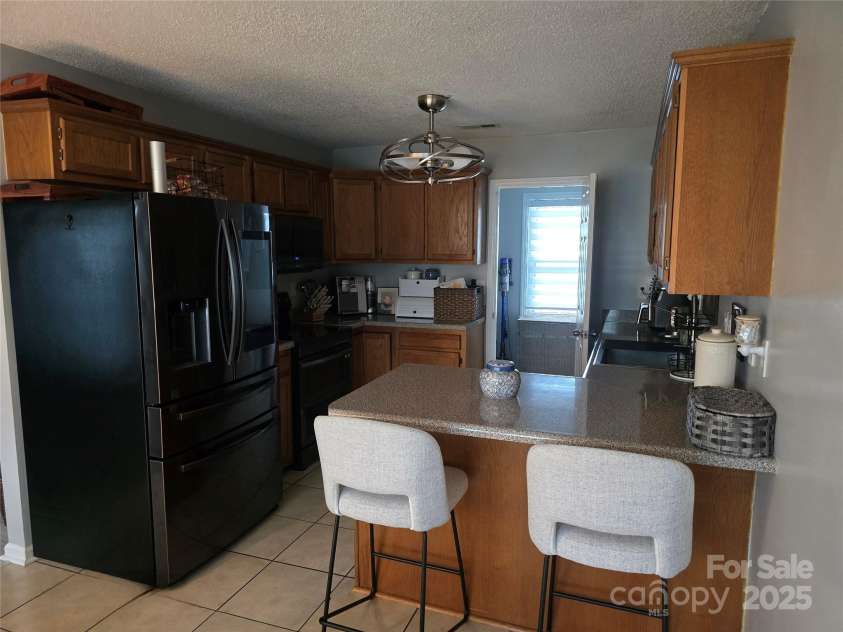 5202 Robin Lane, Randleman, NC 27317.  MLS# CAR4333825, YatesRealty ID 4069. 