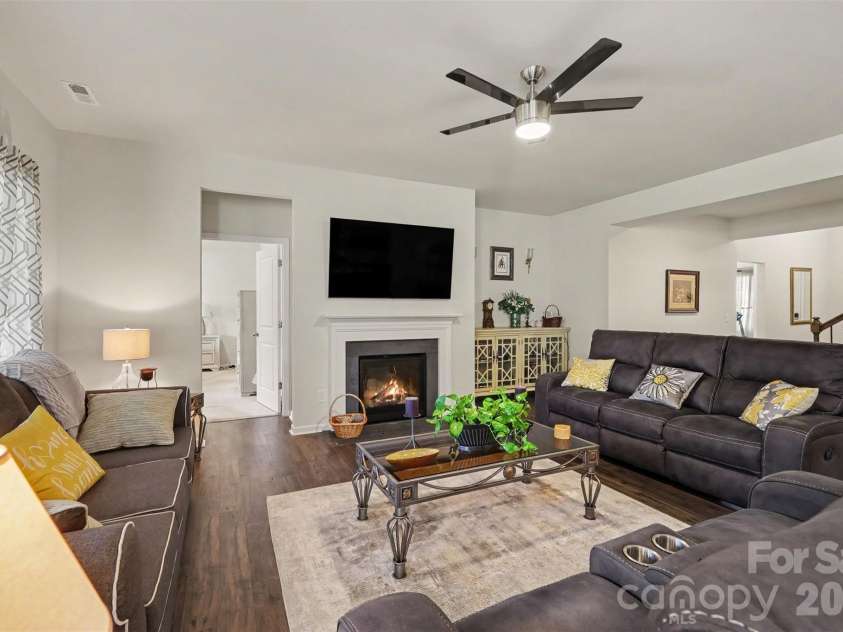 286 Heatherland Drive, Rock Hill, SC 29732.  MLS# CAR4408088, YatesRealty ID 40690. 