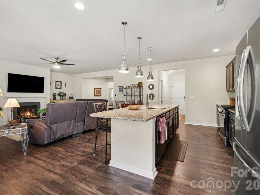 286 Heatherland Drive, Rock Hill, SC 29732.  MLS# CAR4408088, YatesRealty ID 40690. 