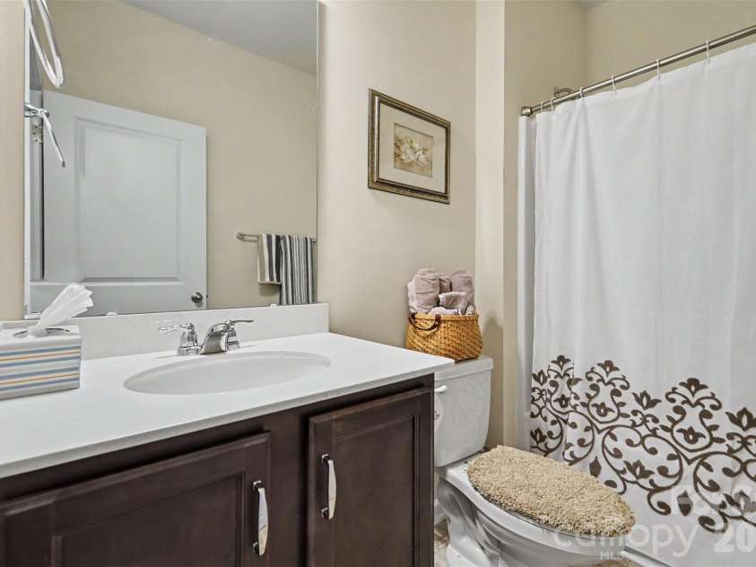 286 Heatherland Drive, Rock Hill, SC 29732.  MLS# CAR4408088, YatesRealty ID 40690. 