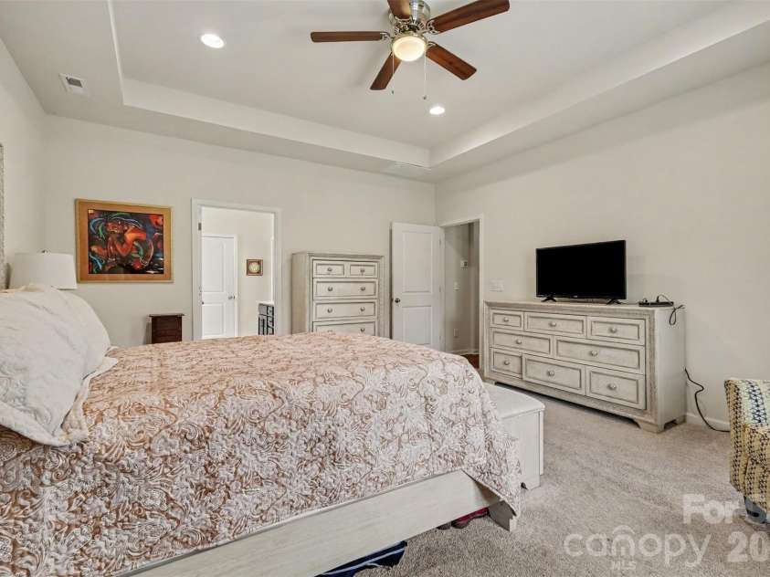 286 Heatherland Drive, Rock Hill, SC 29732.  MLS# CAR4408088, YatesRealty ID 40690. 