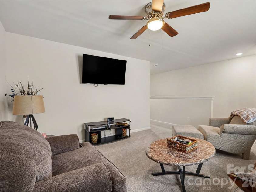 286 Heatherland Drive, Rock Hill, SC 29732.  MLS# CAR4408088, YatesRealty ID 40690. 