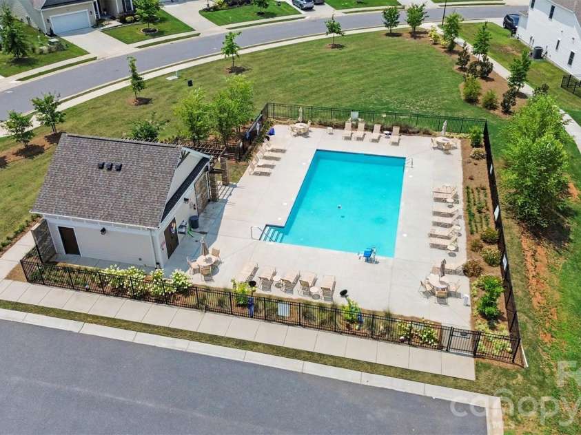 286 Heatherland Drive, Rock Hill, SC 29732.  MLS# CAR4408088, YatesRealty ID 40690. 