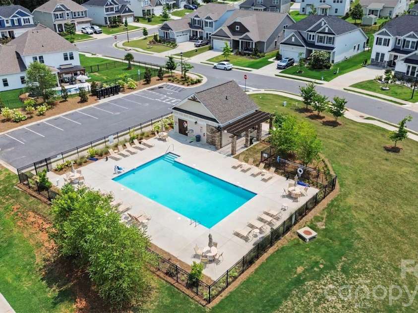 286 Heatherland Drive, Rock Hill, SC 29732.  MLS# CAR4408088, YatesRealty ID 40690. 