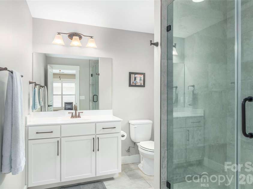 21 Crayton Park Drive, Asheville, NC 28803.  MLS# CAR4408798, YatesRealty ID 40691. 