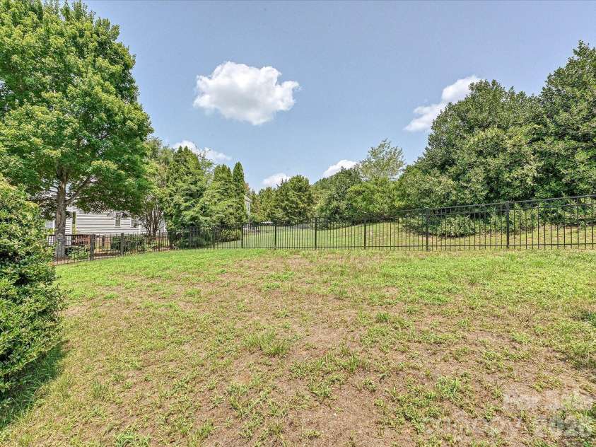 14111 Wild Elm Road, Charlotte, NC 28277.  MLS# CAR4409329, YatesRealty ID 40692. 