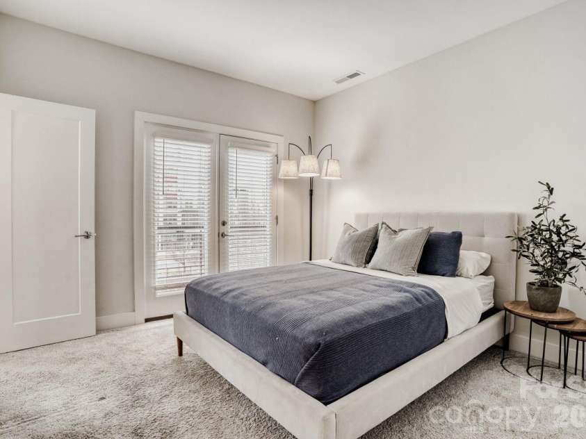 3800 Sky Haven Drive, Charlotte, NC 28209.  MLS# CAR4326961, YatesRealty ID 40696. Guest bed