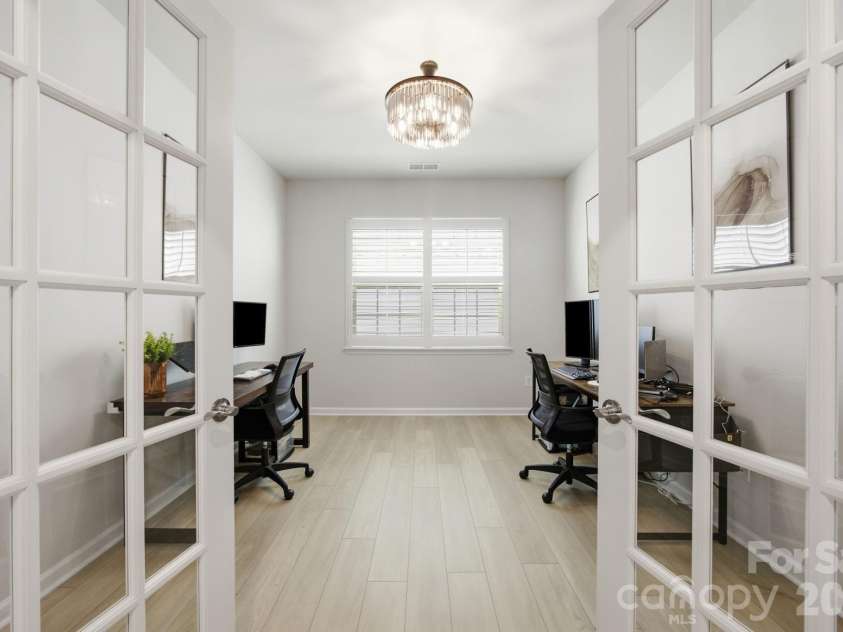 1125 Lookout Shoals Drive, Fort Mill, SC 29715.  MLS# CAR4400427, YatesRealty ID 40697. 