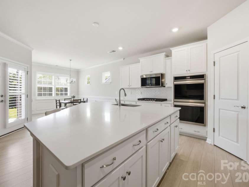 1125 Lookout Shoals Drive, Fort Mill, SC 29715.  MLS# CAR4400427, YatesRealty ID 40697. 