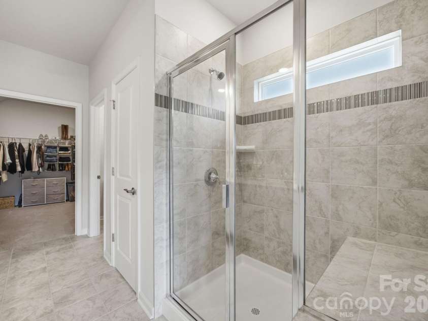 1125 Lookout Shoals Drive, Fort Mill, SC 29715.  MLS# CAR4400427, YatesRealty ID 40697. 