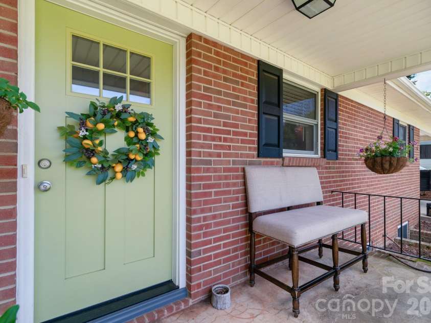 1501 Old Hickory Grove Road, Mount Holly, NC 28120.  MLS# CAR4403657, YatesRealty ID 40699. 