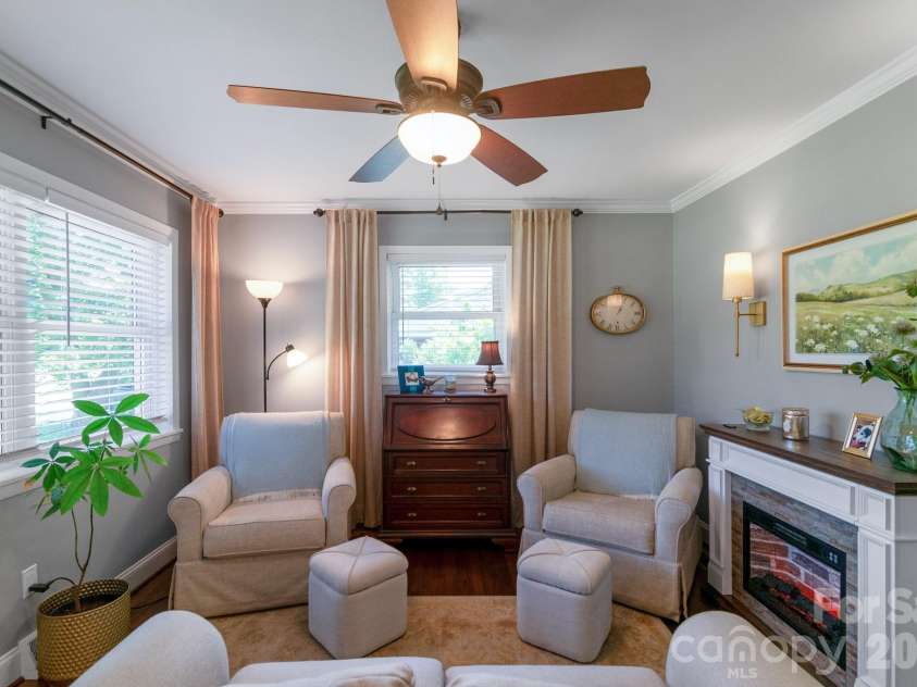 1501 Old Hickory Grove Road, Mount Holly, NC 28120.  MLS# CAR4403657, YatesRealty ID 40699. 