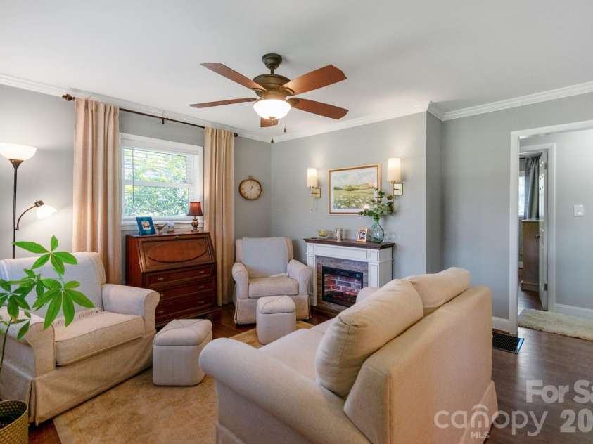 1501 Old Hickory Grove Road, Mount Holly, NC 28120.  MLS# CAR4403657, YatesRealty ID 40699. 