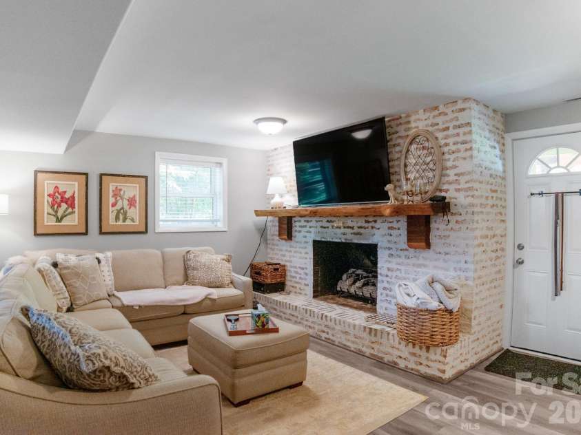 1501 Old Hickory Grove Road, Mount Holly, NC 28120.  MLS# CAR4403657, YatesRealty ID 40699. 