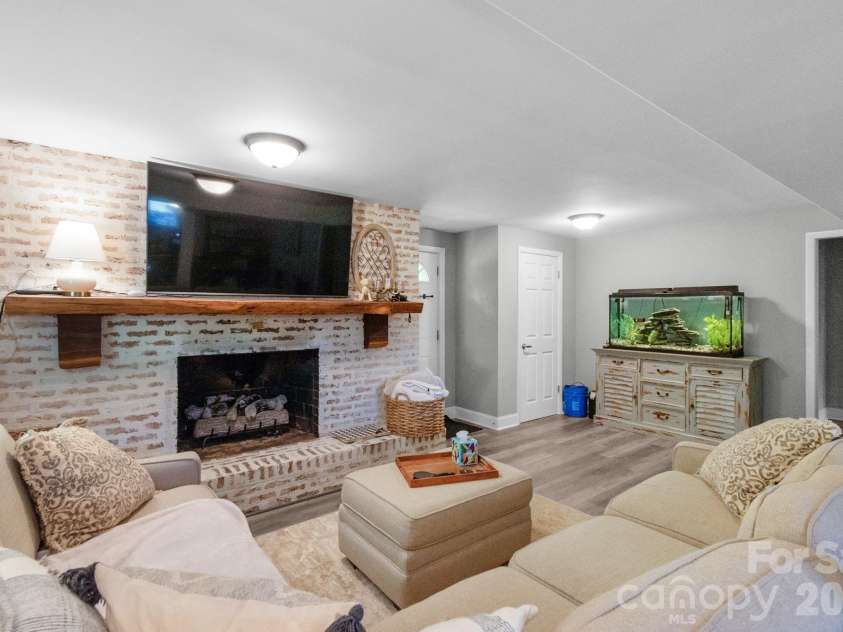 1501 Old Hickory Grove Road, Mount Holly, NC 28120.  MLS# CAR4403657, YatesRealty ID 40699. 