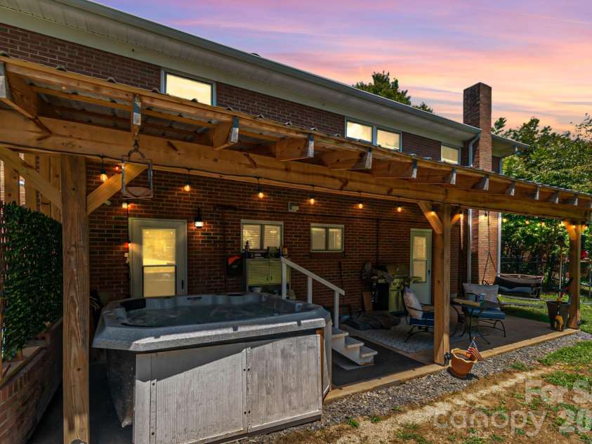 1501 Old Hickory Grove Road, Mount Holly, NC 28120.  MLS# CAR4403657, YatesRealty ID 40699. 