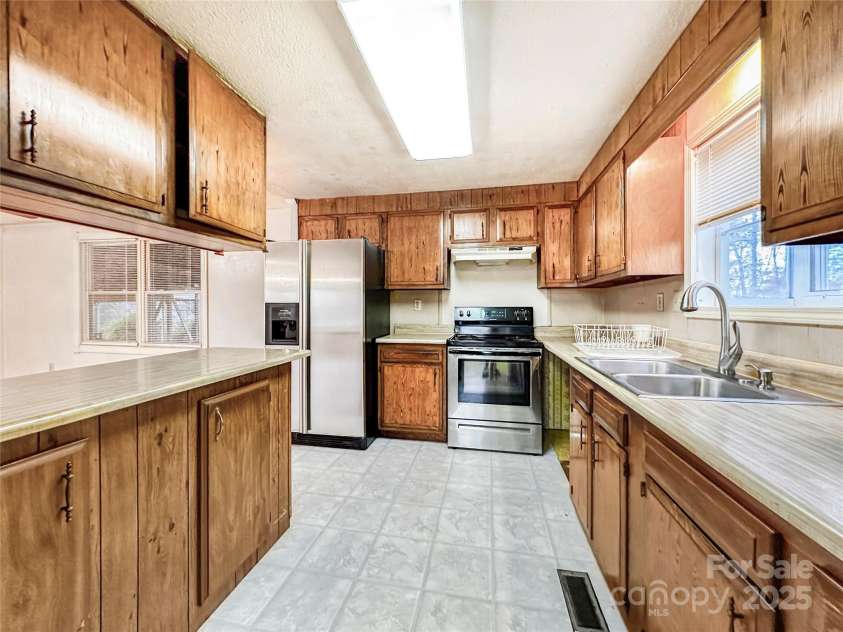 435 Moose Club Road, Statesville, NC 28677.  MLS# CAR4324965, YatesRealty ID 407. 