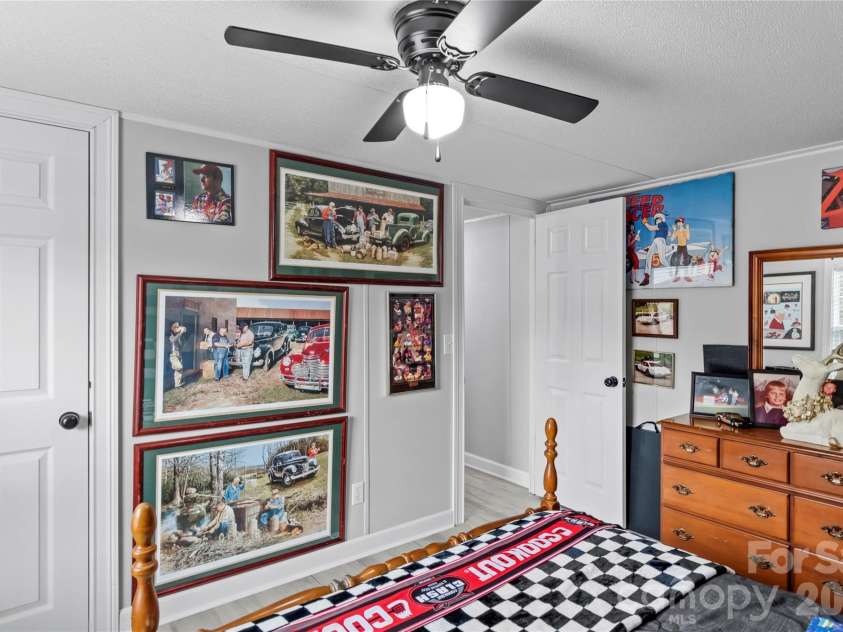 640 Perryman Road, Lexington, NC 27295.  MLS# CAR4341487, YatesRealty ID 4070. 