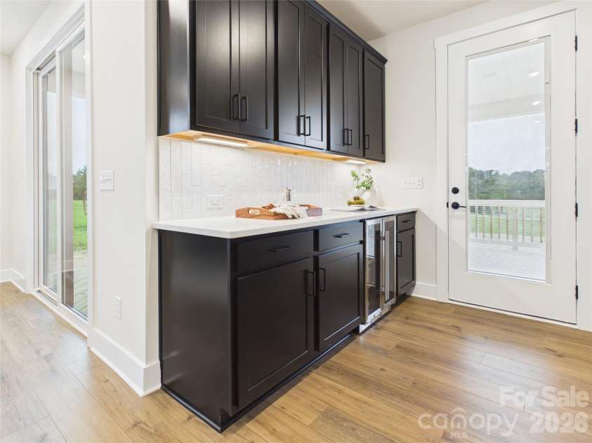 1065 Rolling Meadows Drive, Mooresville, NC 28115.  MLS# CAR4403382, YatesRealty ID 40700. 