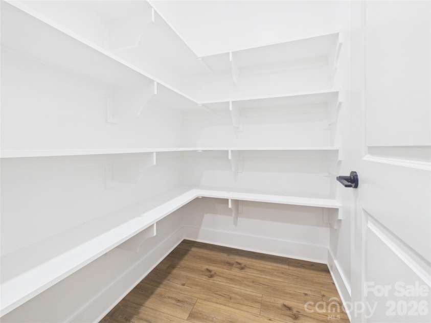 1065 Rolling Meadows Drive, Mooresville, NC 28115.  MLS# CAR4403382, YatesRealty ID 40700. Walk-in Pantry