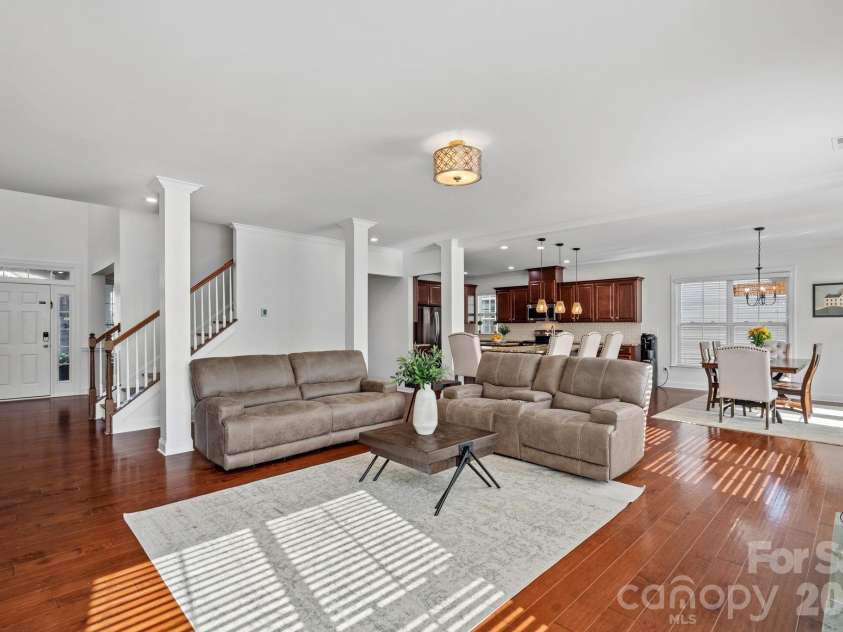 13147 Union Square Drive, Huntersville, NC 28078.  MLS# CAR4400709, YatesRealty ID 40701. 