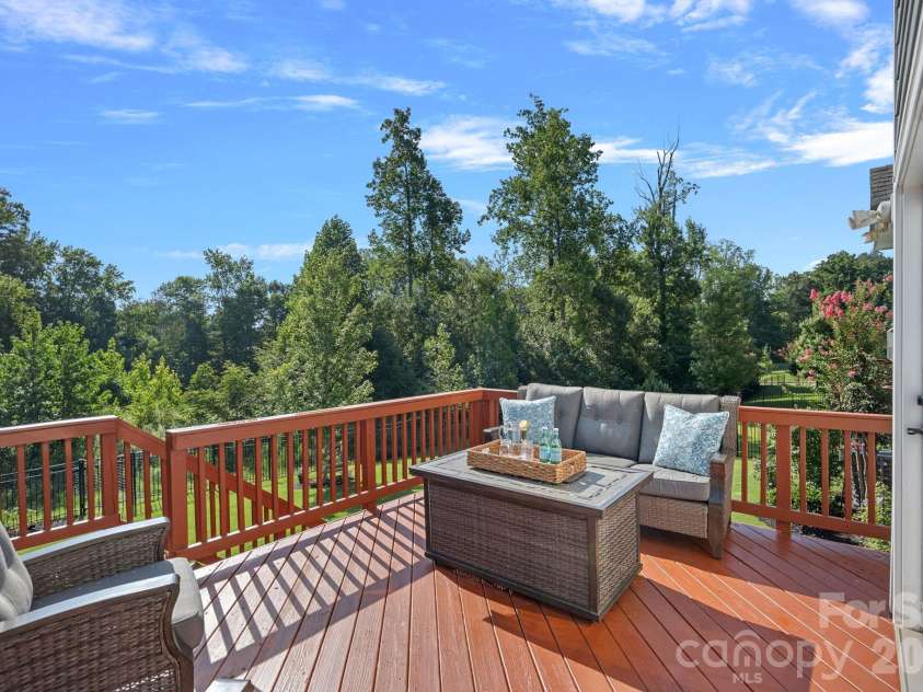 13147 Union Square Drive, Huntersville, NC 28078.  MLS# CAR4400709, YatesRealty ID 40701. 