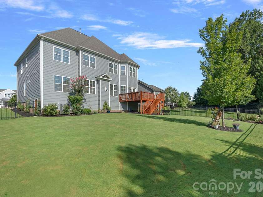 13147 Union Square Drive, Huntersville, NC 28078.  MLS# CAR4400709, YatesRealty ID 40701. Rear elevation