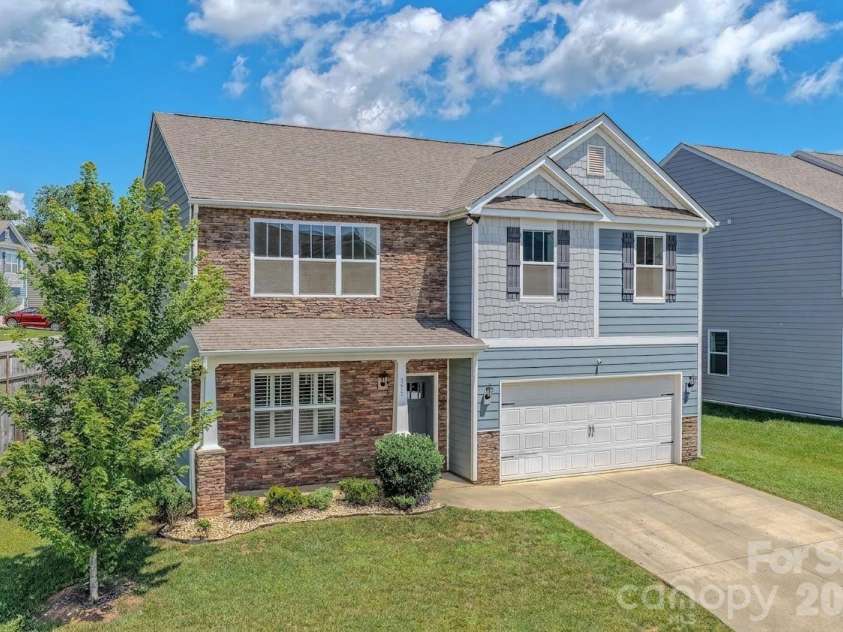 355 Tavernier Lane, Candler, NC 28715.  MLS# CAR4406463, YatesRealty ID 40703. 