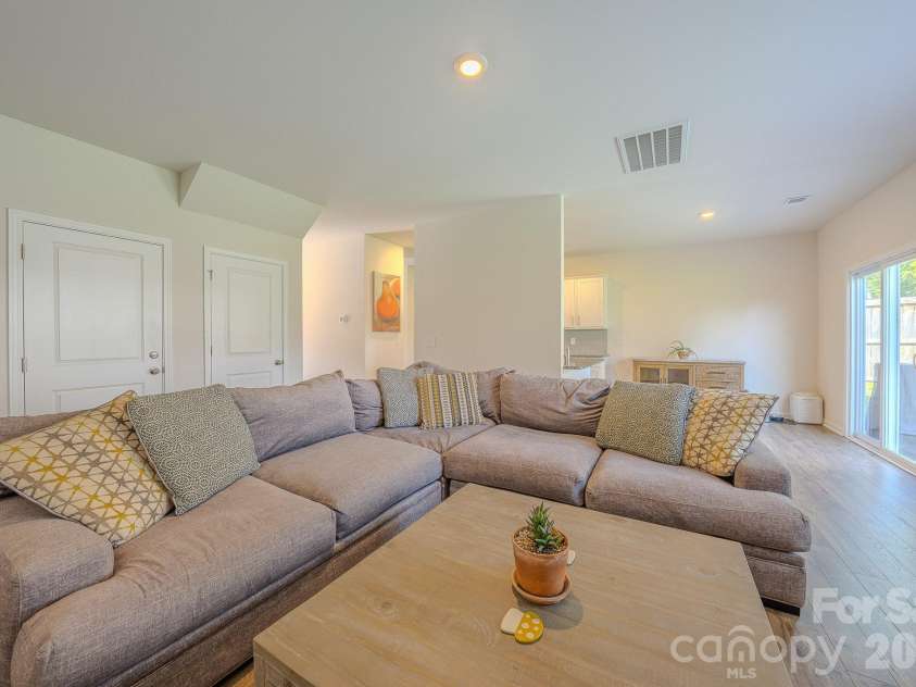 355 Tavernier Lane, Candler, NC 28715.  MLS# CAR4406463, YatesRealty ID 40703. 