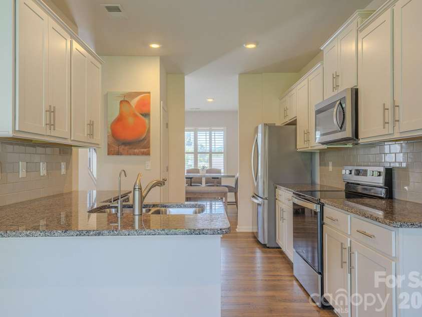 355 Tavernier Lane, Candler, NC 28715.  MLS# CAR4406463, YatesRealty ID 40703. 