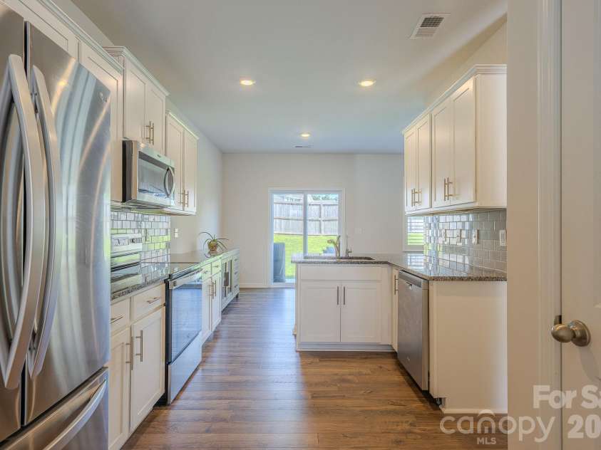 355 Tavernier Lane, Candler, NC 28715.  MLS# CAR4406463, YatesRealty ID 40703. 