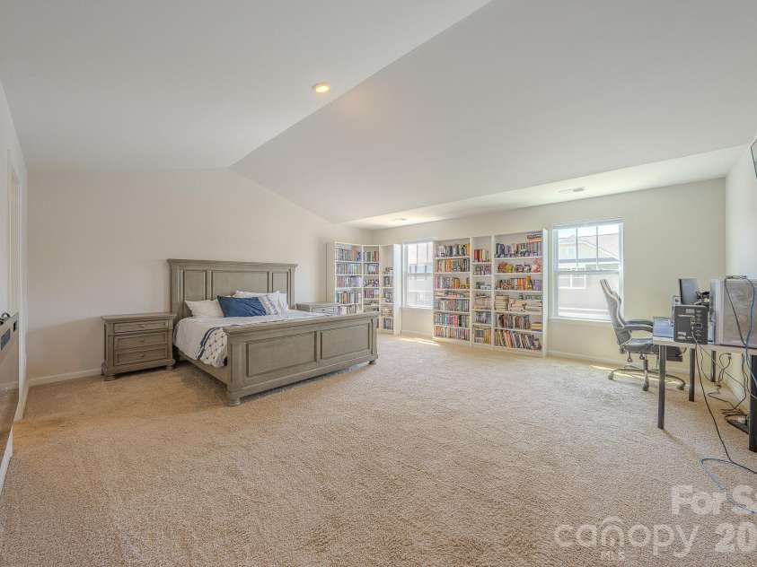 355 Tavernier Lane, Candler, NC 28715.  MLS# CAR4406463, YatesRealty ID 40703. 