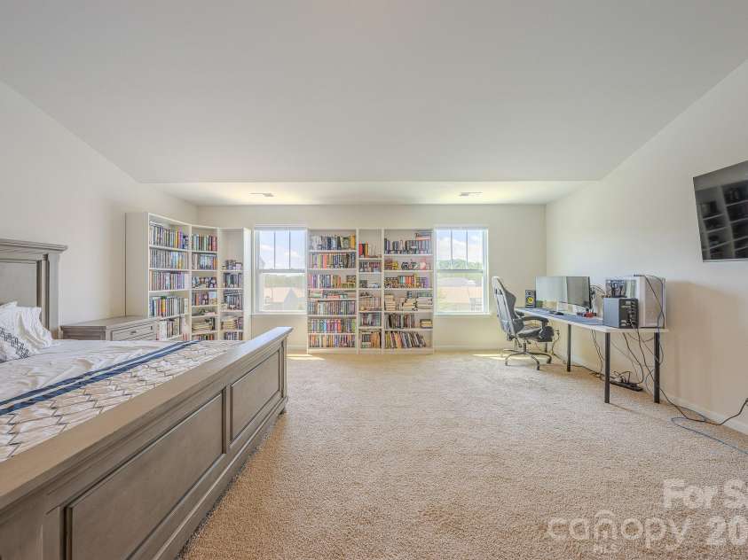 355 Tavernier Lane, Candler, NC 28715.  MLS# CAR4406463, YatesRealty ID 40703. 