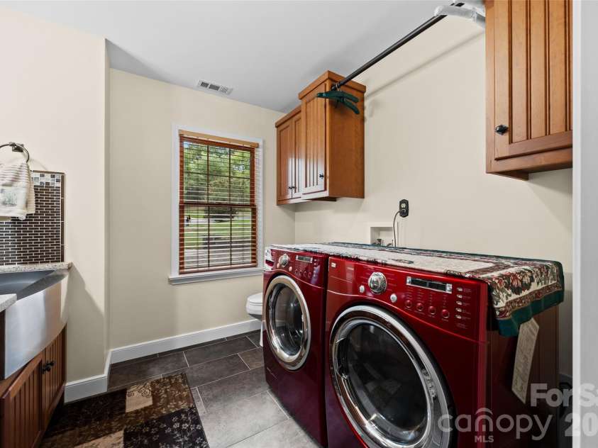 649 Furrow Drive, Charlotte, NC 28270.  MLS# CAR4407226, YatesRealty ID 40704. 