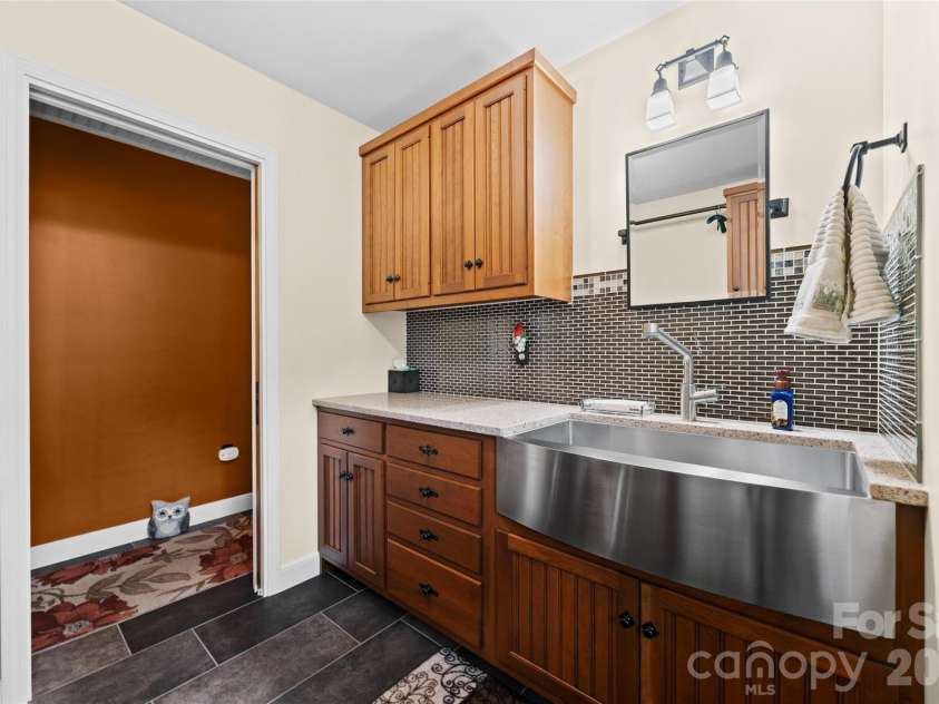 649 Furrow Drive, Charlotte, NC 28270.  MLS# CAR4407226, YatesRealty ID 40704. 