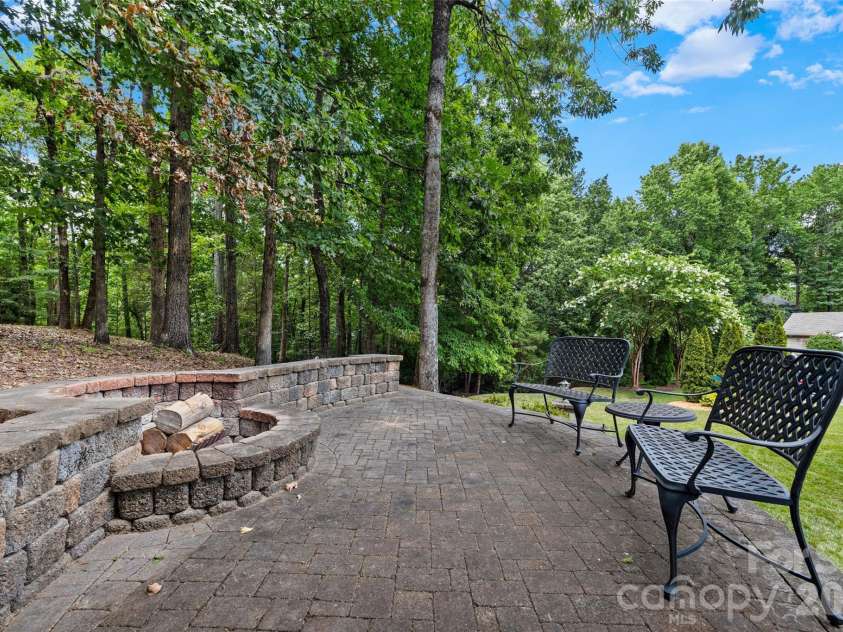 649 Furrow Drive, Charlotte, NC 28270.  MLS# CAR4407226, YatesRealty ID 40704. 