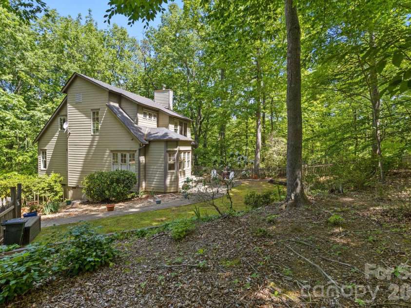 2825 Hunting Country Road, Tryon, NC 28782.  MLS# CAR4355854, YatesRealty ID 4071. 
