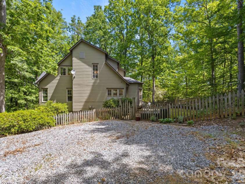 2825 Hunting Country Road, Tryon, NC 28782.  MLS# CAR4355854, YatesRealty ID 4071. 