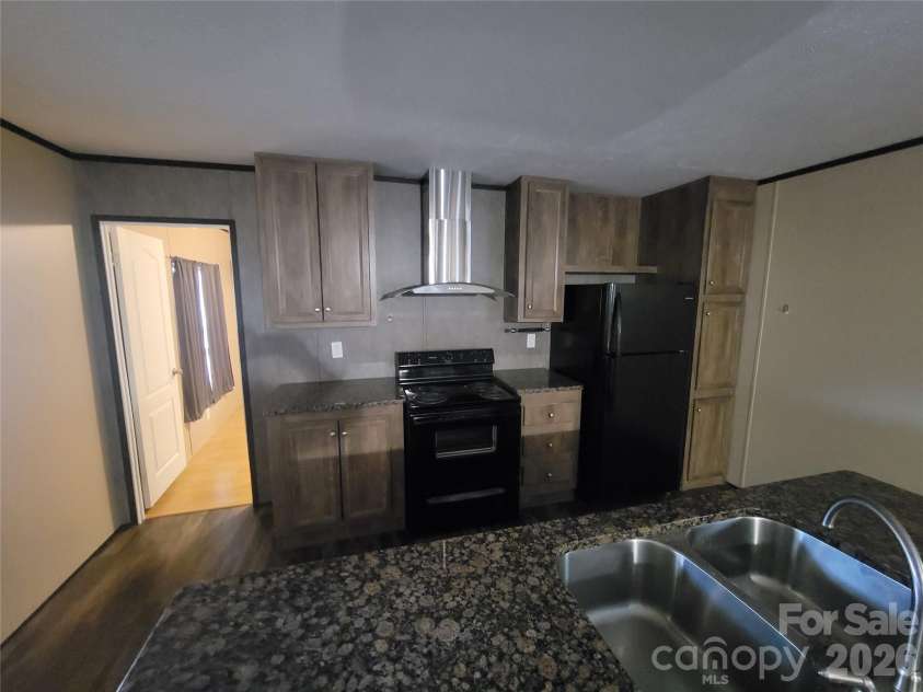 859 Big Cove Road, Waynesville, NC 28786.  MLS# CAR4342100, YatesRealty ID 4071. 