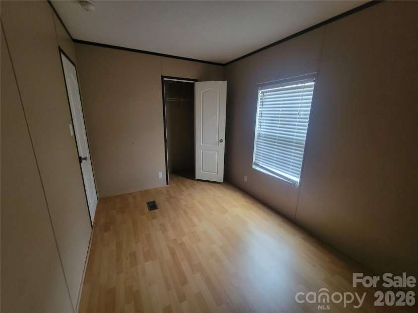 859 Big Cove Road, Waynesville, NC 28786.  MLS# CAR4342100, YatesRealty ID 4071. 