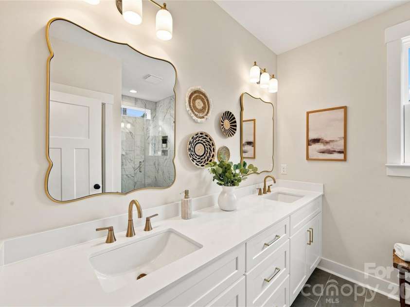 5014 Star Magnolia Court, Clover, SC 29710.  MLS# CAR4408531, YatesRealty ID 40710. 